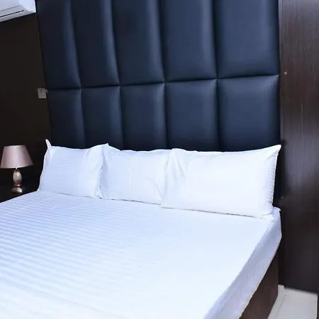 Jat Hotel
